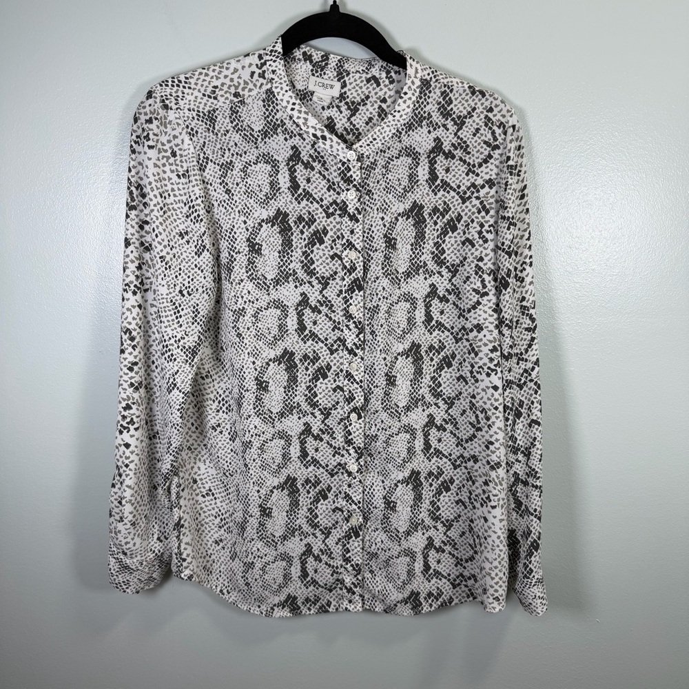 J. Crew Black and White Animal Patterned Button Down Shirt Sz Small